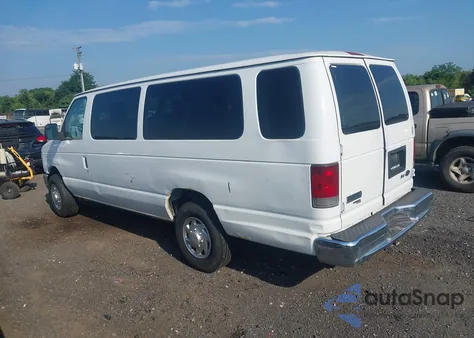 2010 Ford E-350 Super Duty Xl/Xlt из США, поврежденный, VIN 1FBSS3BL8ADA77449